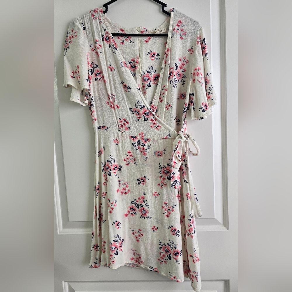 Rewind Ivory Floral Wrap Dress